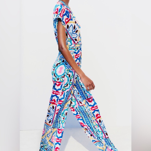 Zara -Satin Effect Print Jumpsuit -size S - NWT - Picture 3 of 8